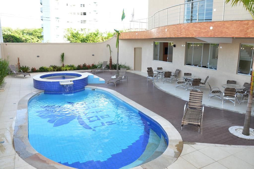 Lotus Hotel - A 6 Km Do Santuario De Aparecida-Sp Guaratinguetá Kültér fotó